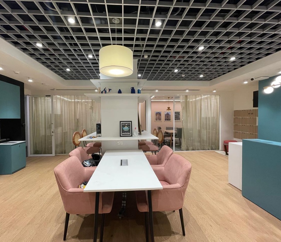 OfficeTribe Kolkata Workspace